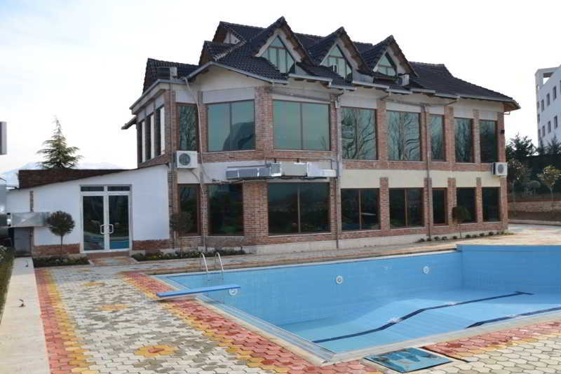 Aeroport Hotel 3*