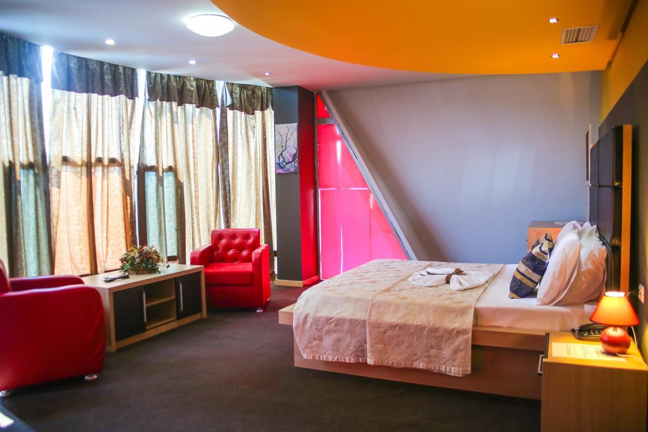 Hotel Aeroport 3*