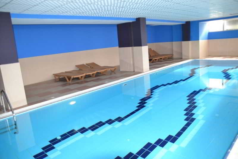 Aeroport Hotel 3*